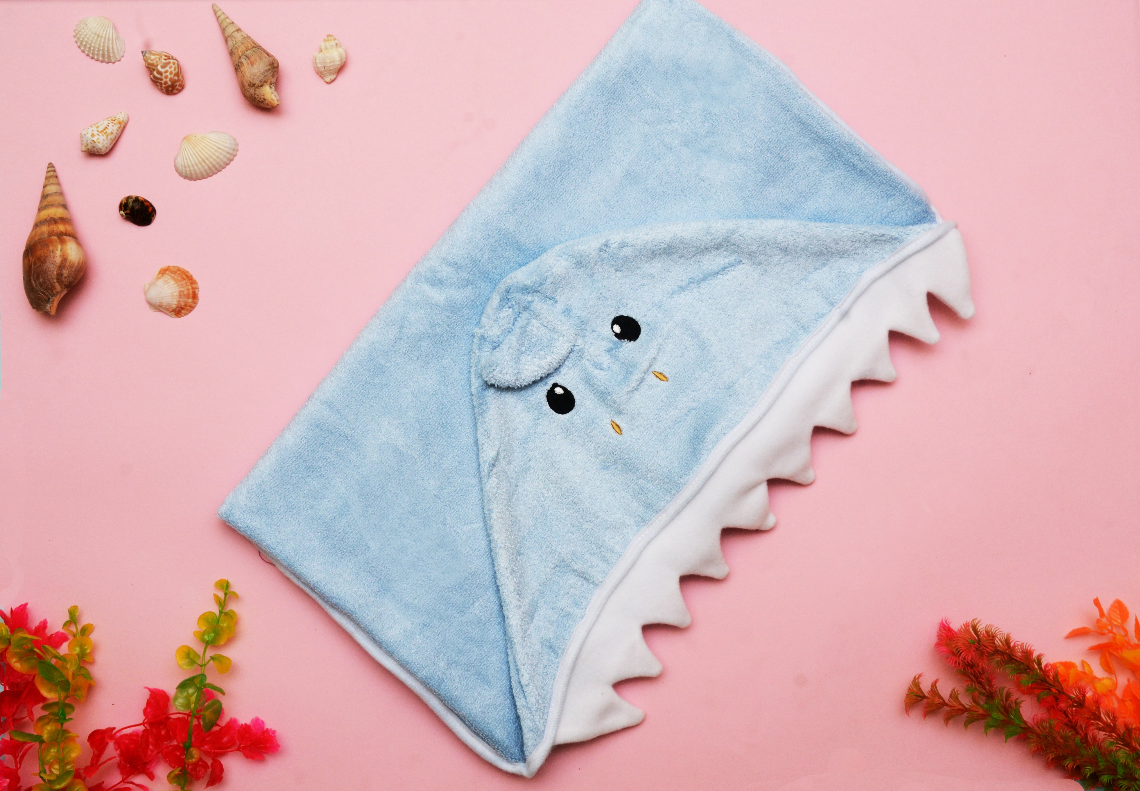 hooded-towel-for-newborn-baby